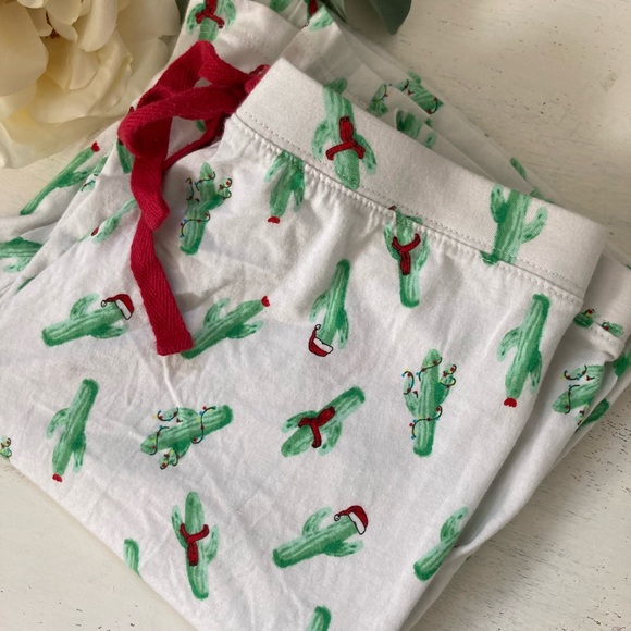 Cynthia Rowley Other - Cynthia Rowley Christmas Cactus Pajama/Lounge Pants